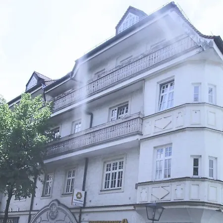 לינה וארוחת בוקר Stadthaus Valentin אלטיטינג