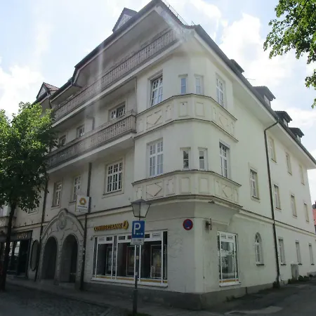 Alojamento de Acomodação e Pequeno-almoço Stadthaus Valentin Altötting